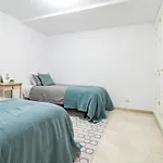 Charming And Modern 3-bedroom Duplex In Aloha Pueblo With Mountain Views Сasa de vacaciones