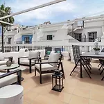 Charming And Modern 3-bedroom Duplex In Aloha Pueblo With Mountain Views Сasa de vacaciones