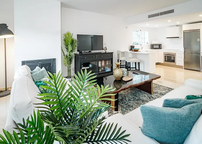 Casa vacanze Charming And Modern 3-bedroom Duplex In Aloha Pueblo With Mountain Views *