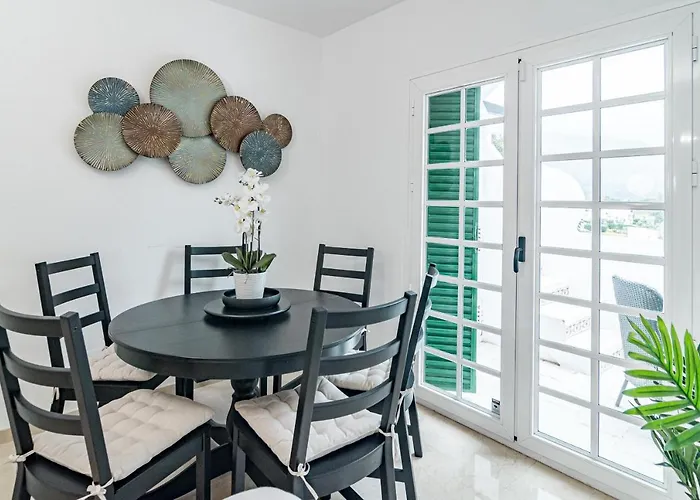 Charming And Modern 3-bedroom Duplex In Aloha Pueblo With Mountain Views Casa vacanze
